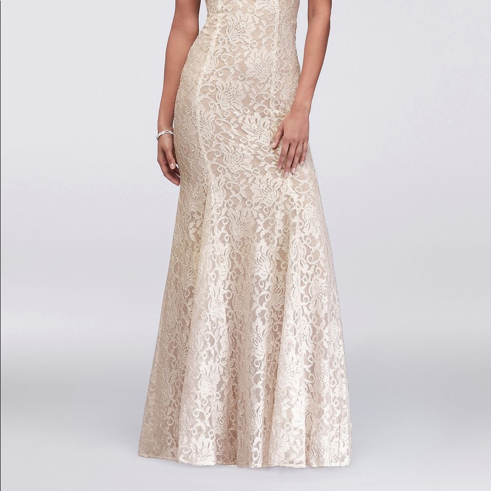 Dress - Picture 2 of 7